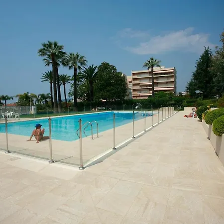 شقة Le Tamaris - Terrasse Vue Sur - Piscine, Tennis & Jardin أنتيب