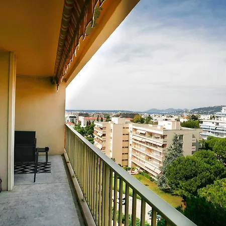Le Tamaris - Terrasse Vue Sur - Piscine, Tennis & Jardin * أنتيب
